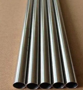Brass tubes UNS C-27200 Red. 9,52 x 0,79mm  Hard Medium According to ASTM B-135 on 5,800mm bars