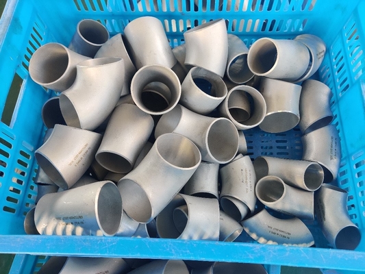 Alloy Steel Pipe Fittings  90 EL, BW TO B16.9, EEMUA 146 SEC.1 6&quot;  WT=3.5 mm Cuni 9010