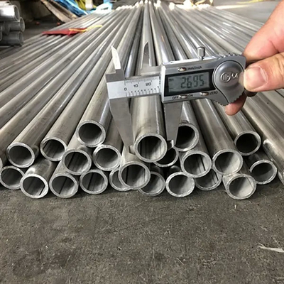 Nickel Alloy Incoloy 825 Seamless Pipe 1/2'' 8.0mm Polished Round Pipe Cold Drawn