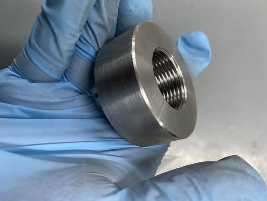 ASTM A234 Alloy Steel Seamless Pipe Fittings Black Painted Elbows Tees Reducers Caps