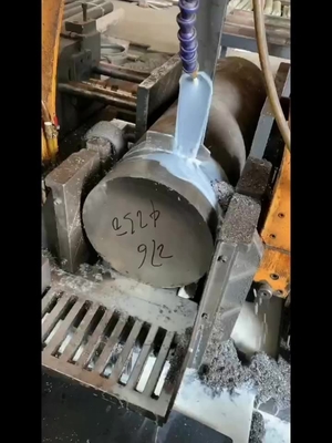 ASTM Standard Quenched And Tempered Alloy Steel Round Bar For Industrial Applications