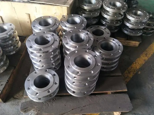 Excellent Sealing Alloy Steel Flanges A182 F304/304L F316/316L B16.5 Forged Steel Flange For Various Industrial Environments