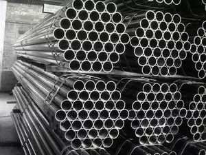 Threaded Ends Seamless Steel Pipe with Polished Surface and Customized Length for Industrial Applications